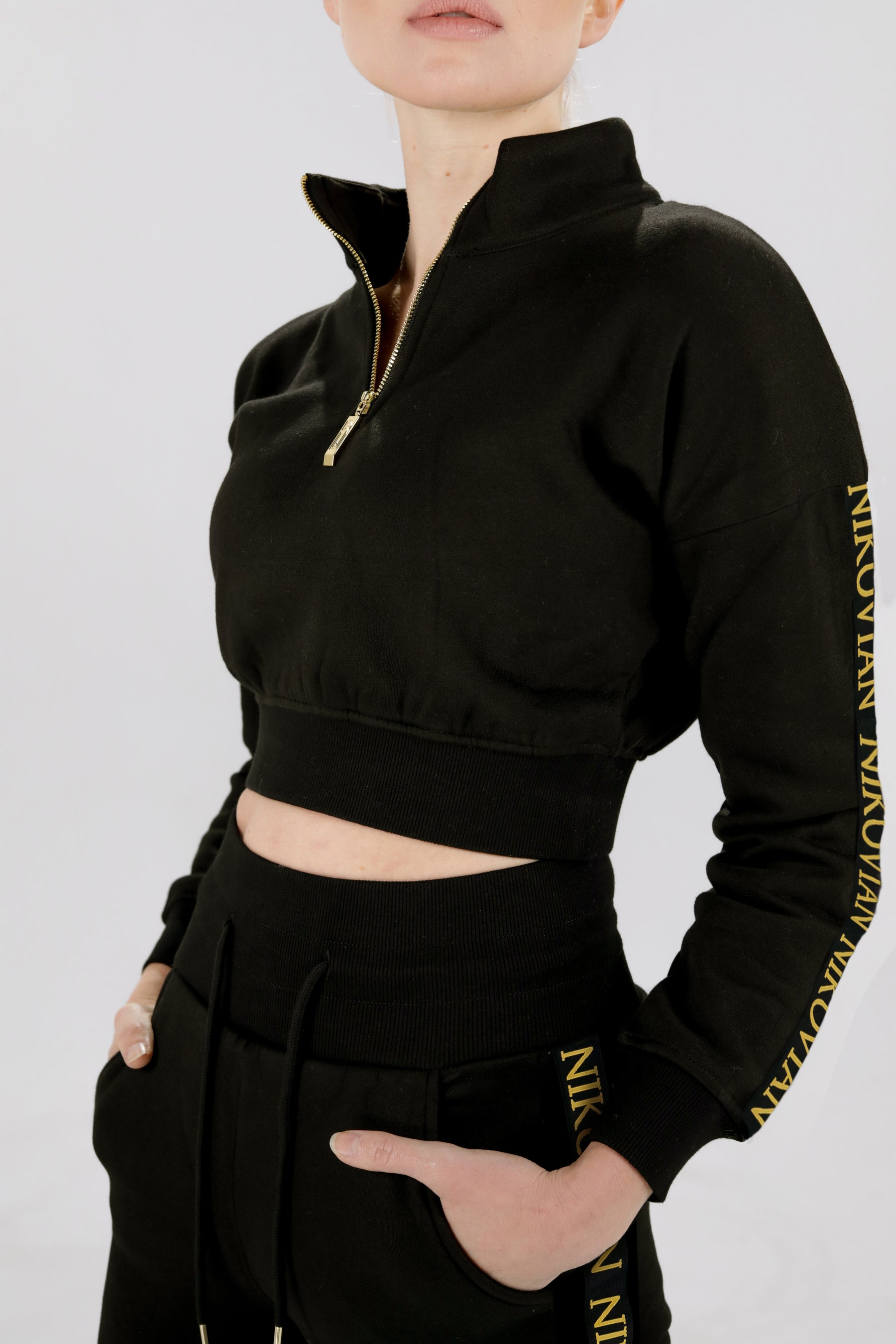Black Crop Sweatshirt